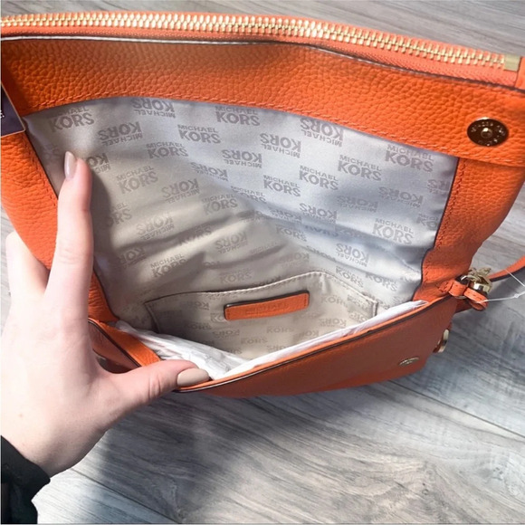 NWT Michael Kors Small Leather Crossbody Messenger - Mimosa - Picture 7 of 9